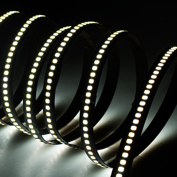 STRISCIA 240LED/m, 2835 IP20, 24V 10W/m, LUCE NATURALE 4000K±5%, 1260lm/m - 5MT